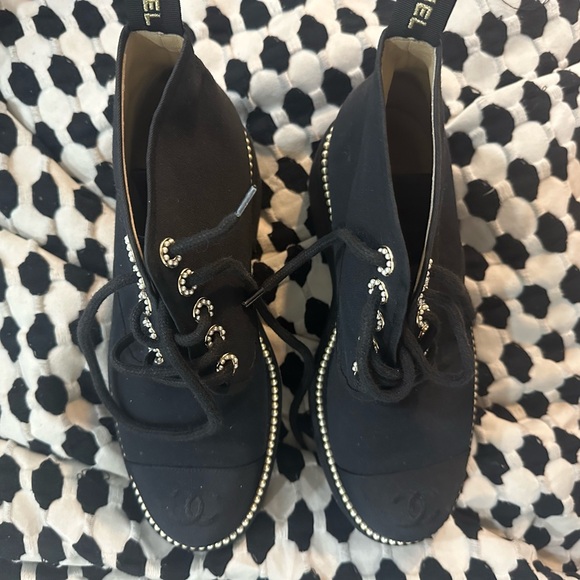 Chanel combat boot - Picture 4 of 5